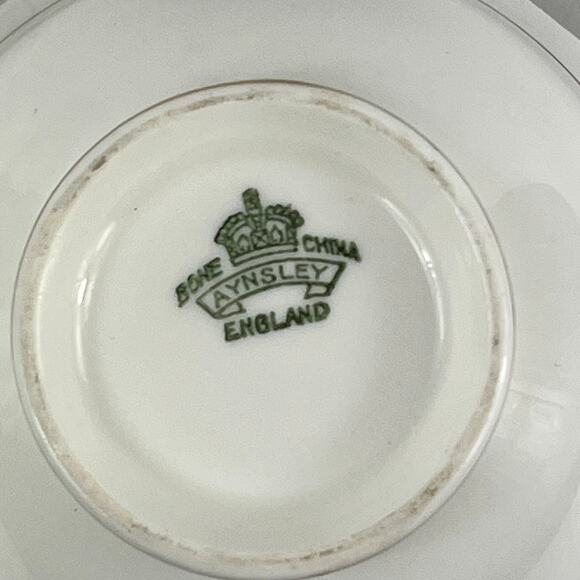 Aynsley England Bone China Teacup Saucer Set Green Gold Floral Pattern 7905 - Picture 8 of 15